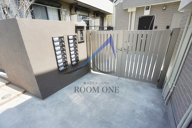 ロンディネ鷺ノ宮のエントランス|エントランスです。