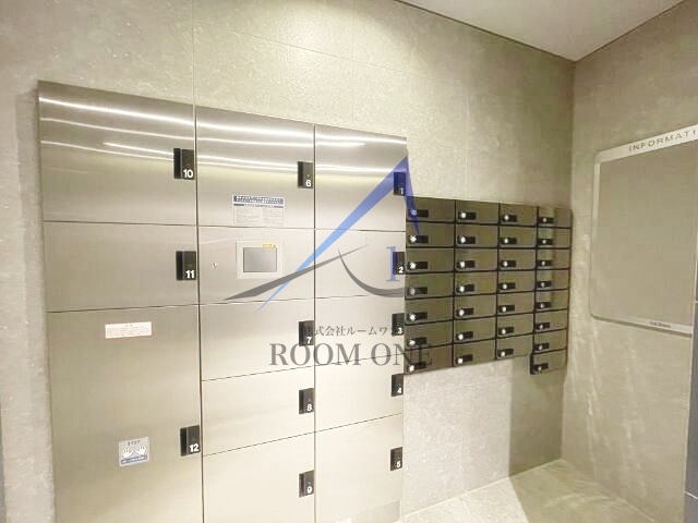 ＧＡＲＤＥＮ　ＣＯＵＲＴ　Ａ　西高島平のその他共用部分|集合ポストです。