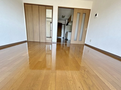 【洋室】 | リヴィエール清尚