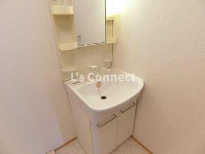 【洗面所】 | パセオプラシードⅦ | 朝の支度もスムーズな独立洗面台。