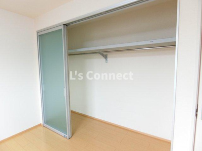 【収納】 | パセオプラシードⅦ | ８帖の洋室には１間半のクローゼット。