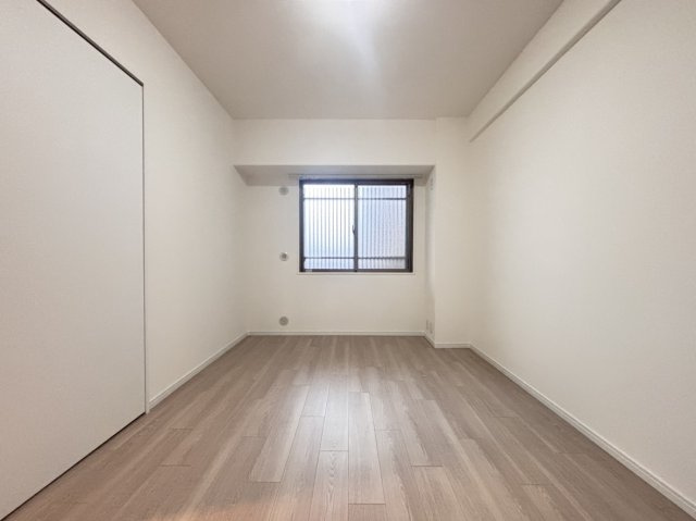 パニエ六甲の洋室