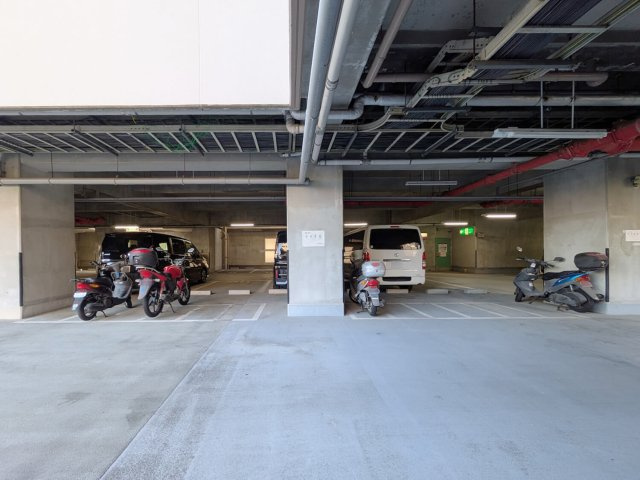 パニエ六甲の駐車場