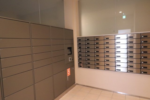 【設備】 | 【メールコーナー・宅配ボックス】シンプルで使い勝手の良い郵便受け&宅配ボックス！