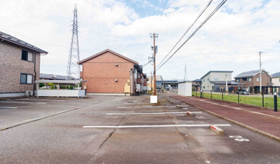 【駐車場】 | エルフタウン吉久　Ｄ