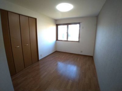 【洋室】 | エルフタウン吉久　Ｄ