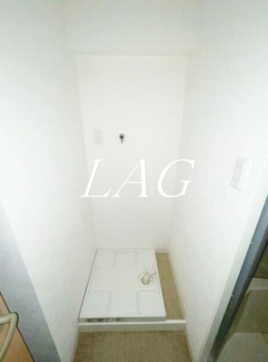 【設備】 | 池袋東方マンション | 室内洗濯置き場です。