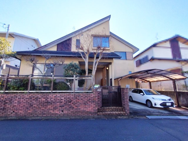 奈良市西登美ヶ丘４丁目一戸建