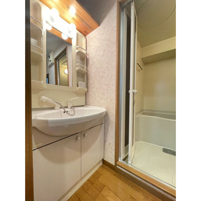 【洗面所】 | 第16川崎ビル | シンプルで使いやすい洗面台です！