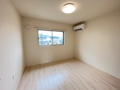 【内装】 | アザレア | 北洋室