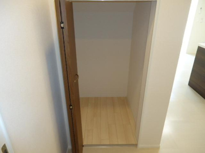 【収納】 | オリーブ | クローゼット