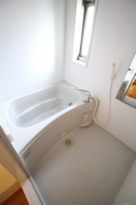 【浴室】 | メゾンマーシュA