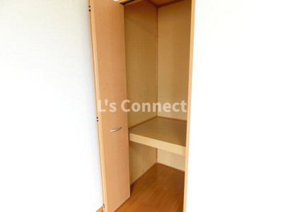 【設備】 | プリムローズＡ | 各洋室に収納付き。