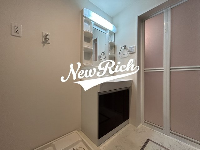 前橋市箱田町のアパートの独立洗面台