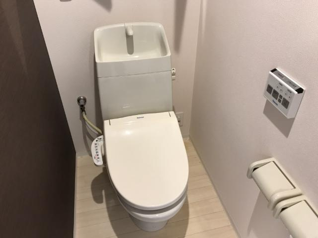 Ｗｅｓｔ　Ｖａｌｌｅｙ　ＭＯＴＯ　Ⅰのトイレ|シャワー付トイレ