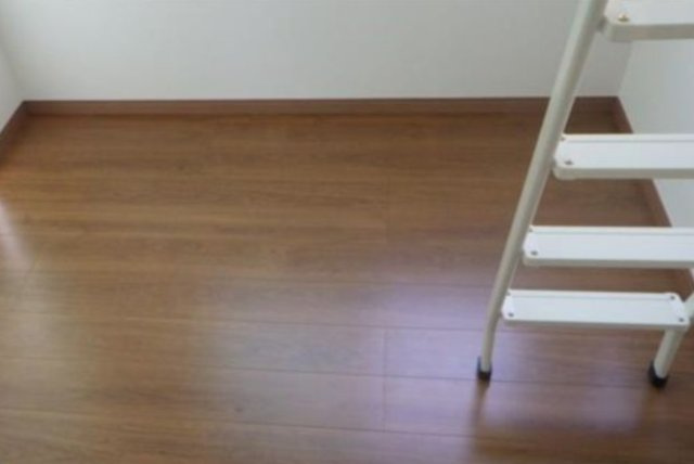 ソフィアシャングリラの居間・リビング|フローリングでお掃除ラクラク♪（同一仕様写真）