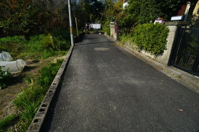 大森邸の駐車場