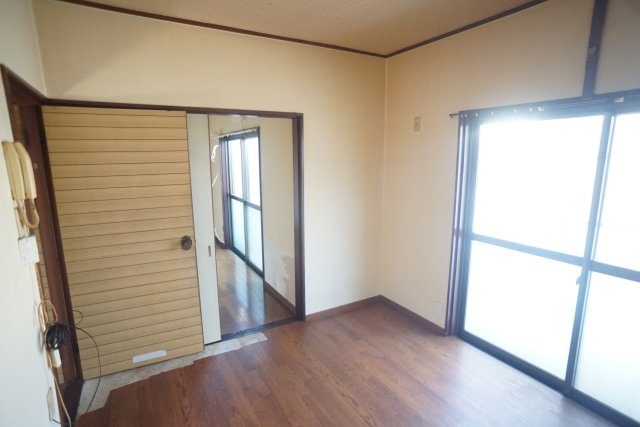 大森邸の居間・リビング