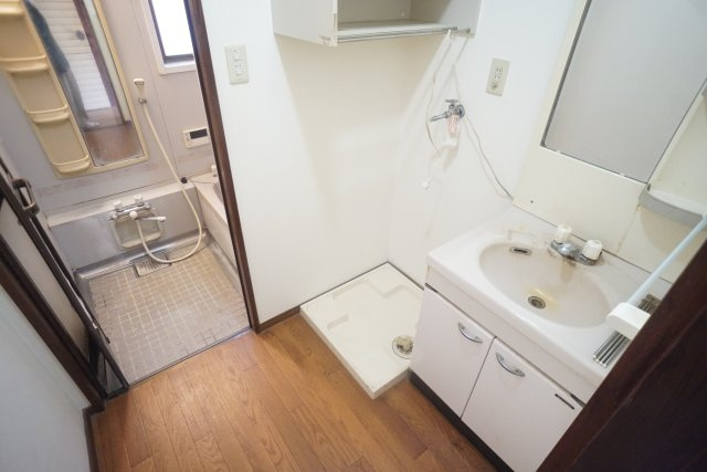 大森邸の洗面所