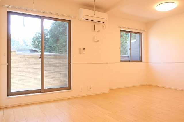 カルセドニーの居間・リビング