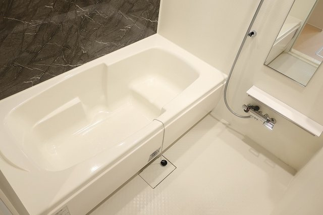 カルセドニーの浴室