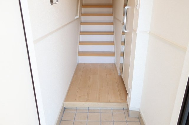 カルセドニーの玄関