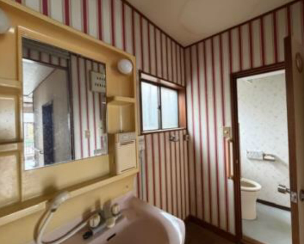 中古戸建　柏市豊四季の洗面所