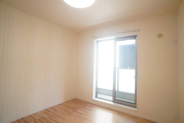 ヒルズ奈良鳥見の洋室