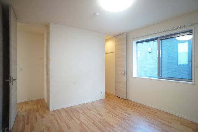 ヒルズ奈良鳥見の洋室