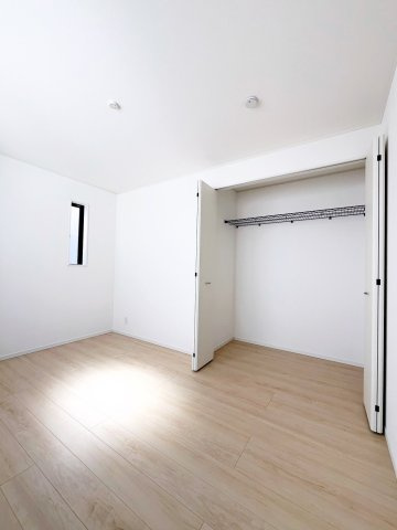 クレイドルガーデン和歌山市中之島第３　１号棟の洋室