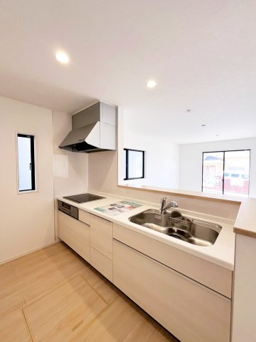クレイドルガーデン和歌山市中之島第３　１号棟のキッチン