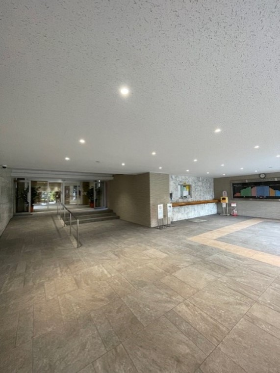 ライオンズマンション南市川のロビー
