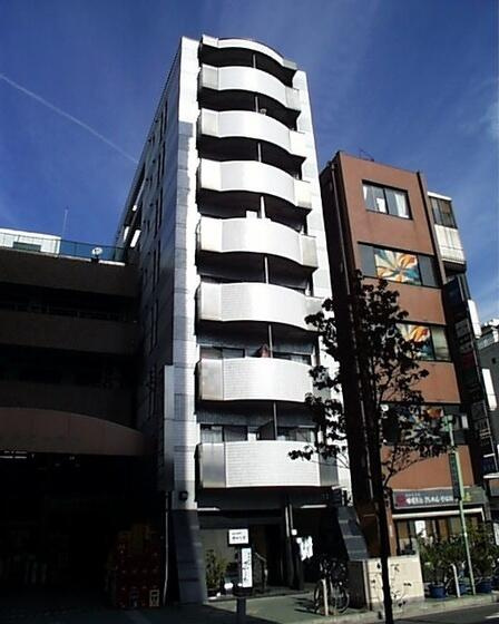 ルピナス栄の外観