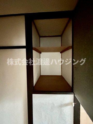浜甲子園渡部貸家の収納