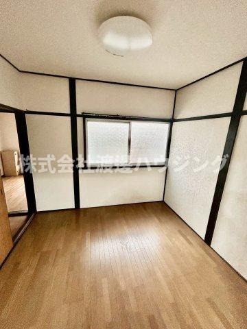 浜甲子園渡部貸家のその他|窓