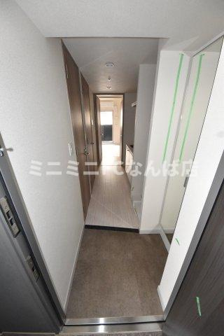 プレサンス桜川グロワールの玄関