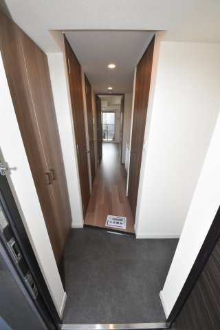 プレサンス北堀江の玄関