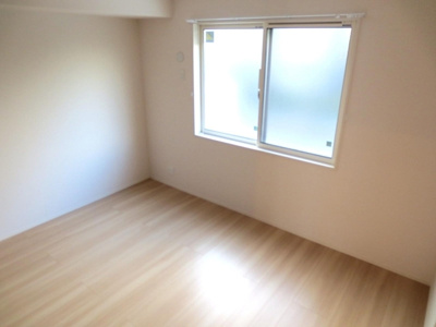 【その他】 | プレミアム八番館 | 102 洋室