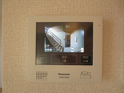 【設備】 | プレミアム八番館 | 102 TVインターホン