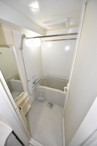 プレジール靭公園の浴室