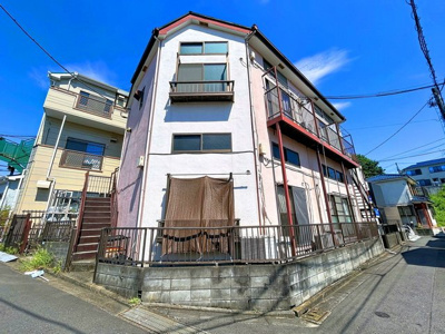 ★角地に立地、陽当たり良好です★