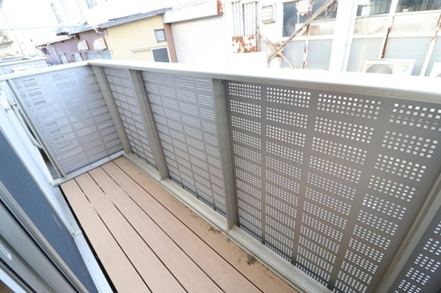 ポレールのバルコニー|バルコニー