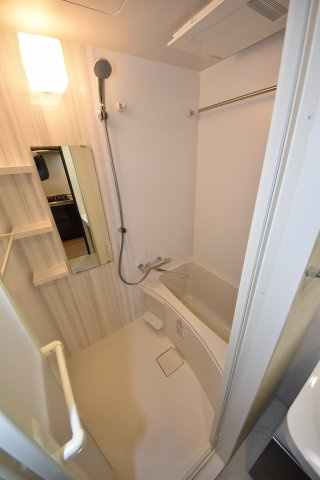 エスレジデンス西長堀の浴室