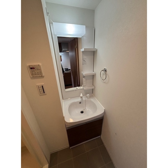 SHOKEN Residence 名古屋〈太閤通〉の洗面所