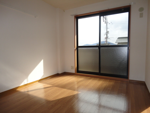 オレンジペコーの内装|洋室