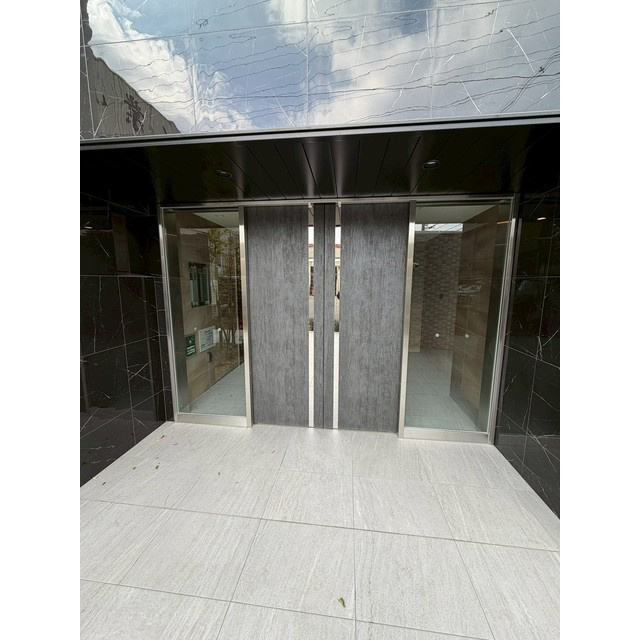Cion Osaka East Gateのエントランス