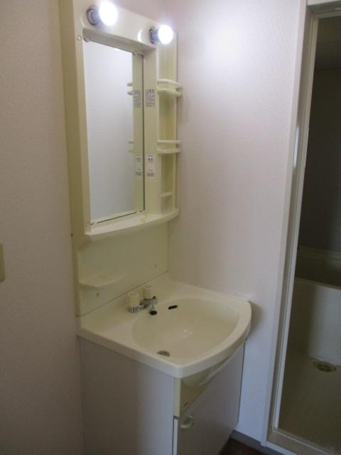 ソプラ･コートの洗面所|洗髪洗面化粧台