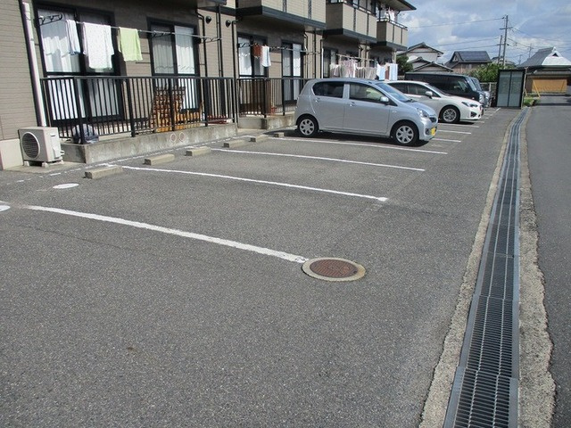 ソプラ･コートの駐車場|駐車場