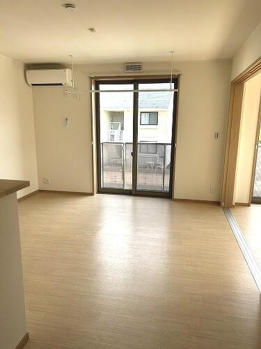 プランドール元町の居間・リビング