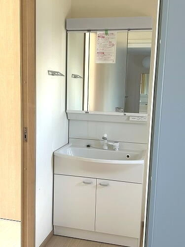 プランドール元町の洗面所